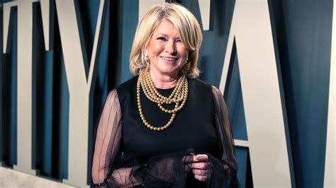 has martha stewart ever posed nude|Martha Stewart talks plastic surgery rumors, posing for Playboy。